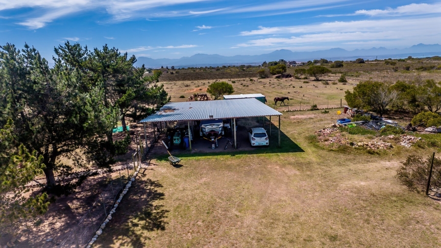 5 Bedroom Property for Sale in Hartenbos Central Western Cape